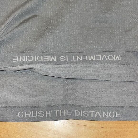 Lululemon Women Crew Neck Raglan Sleeve Swiftly Tech Athletic Top Gray - Picture 8 of 10